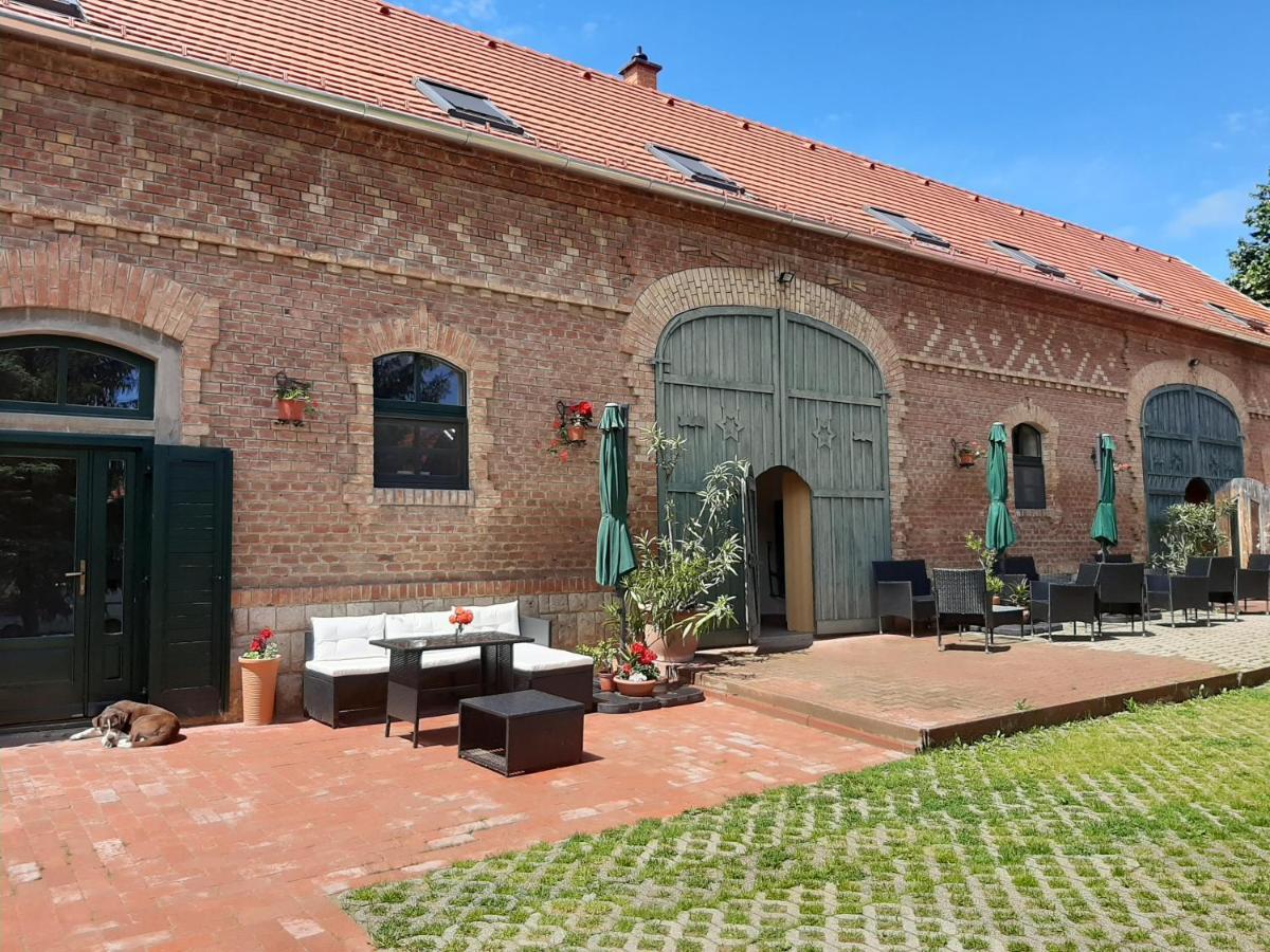 Natura Panzio&Apartmanhaz Orfu Bagian luar foto