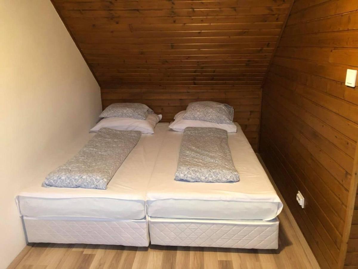 Natura Panzio&Apartmanhaz Orfu Bagian luar foto
