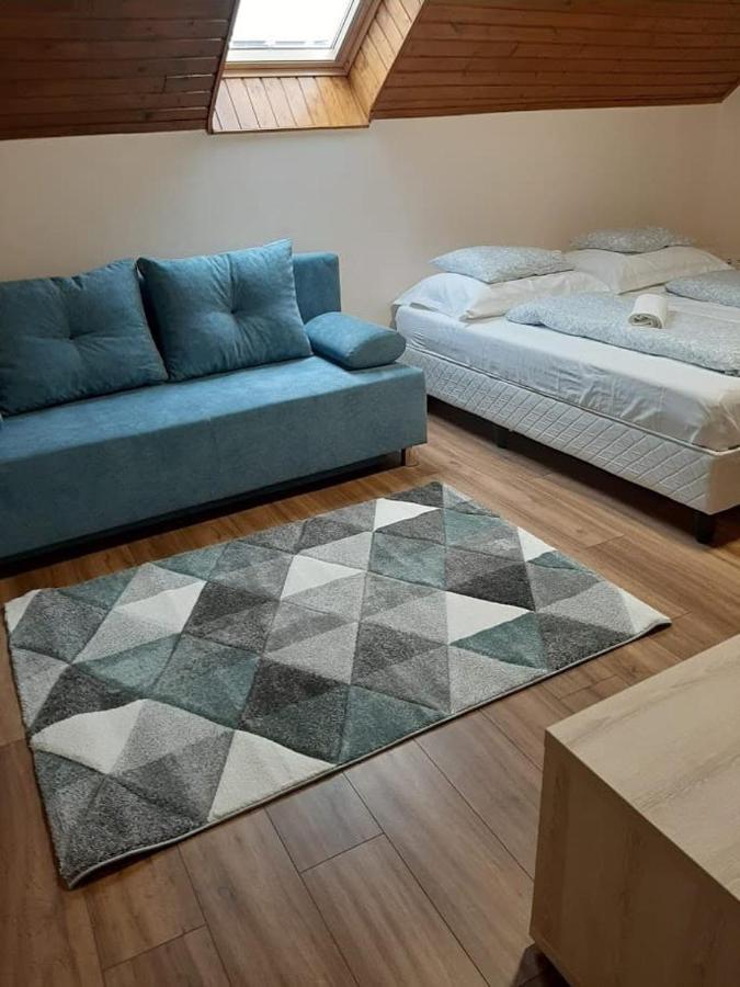 Natura Panzio&Apartmanhaz Orfu Bagian luar foto