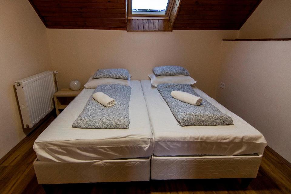 Natura Panzio&Apartmanhaz Orfu Bagian luar foto