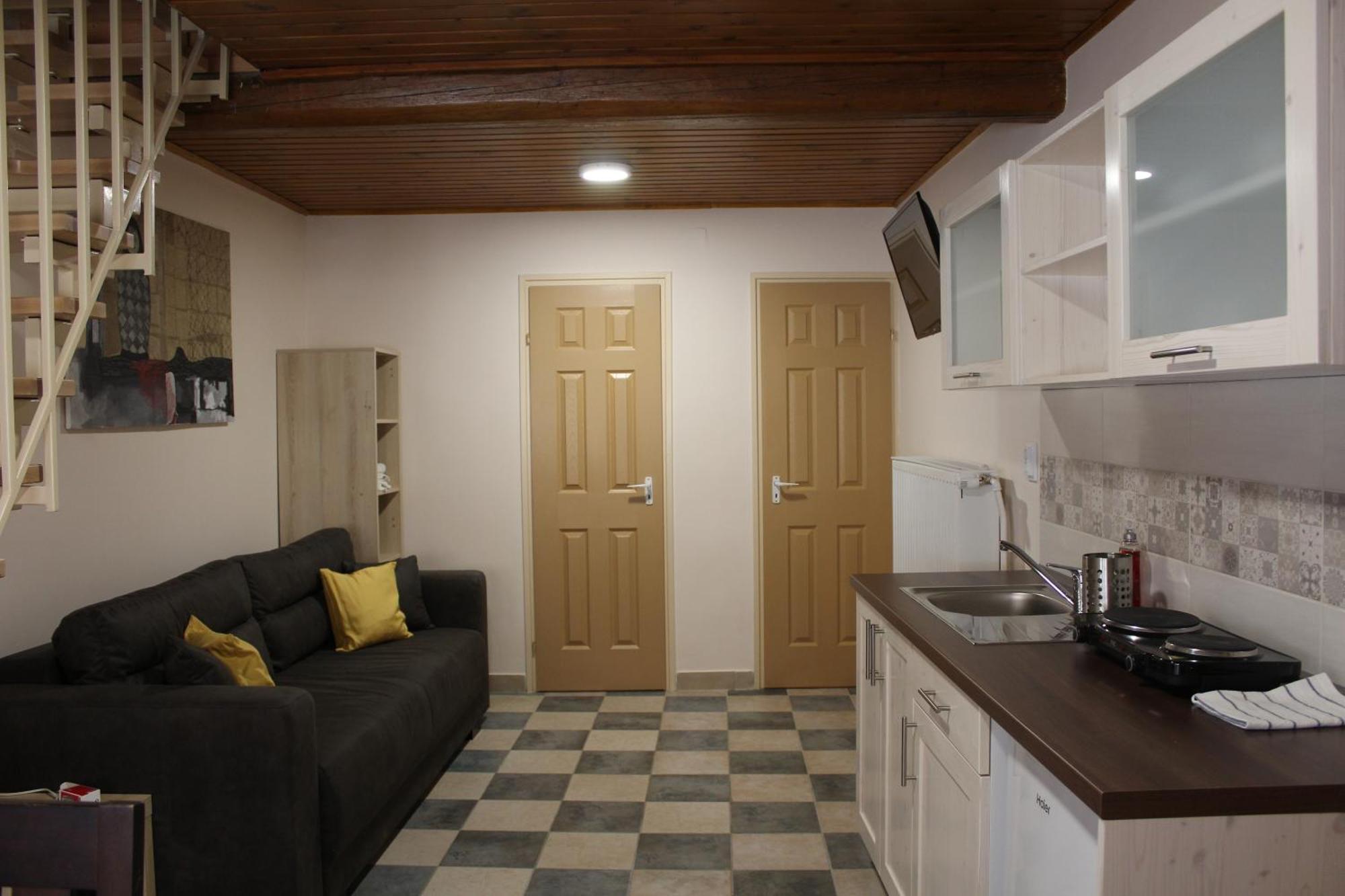 Natura Panzio&Apartmanhaz Orfu Ruang foto