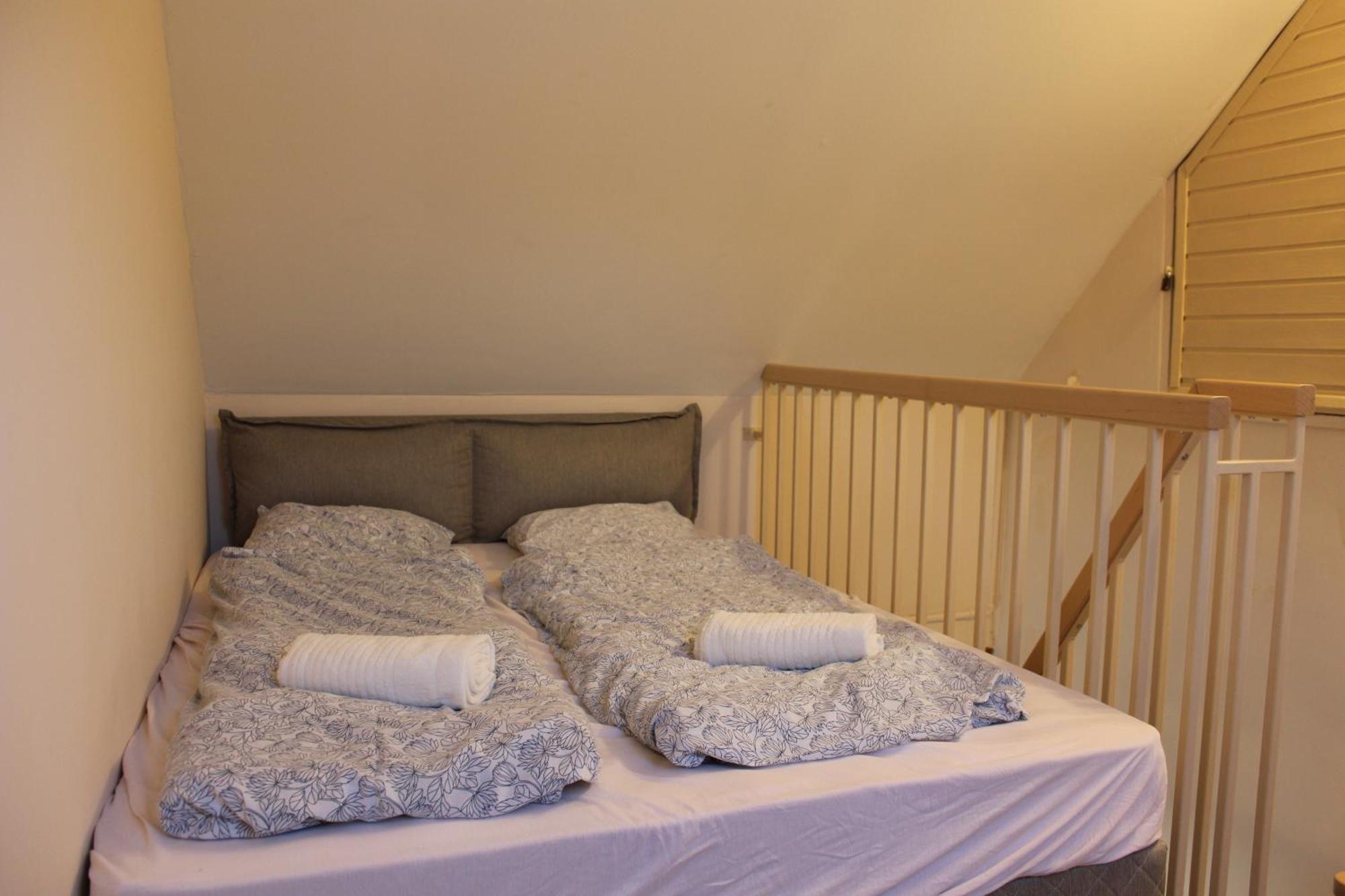 Natura Panzio&Apartmanhaz Orfu Ruang foto